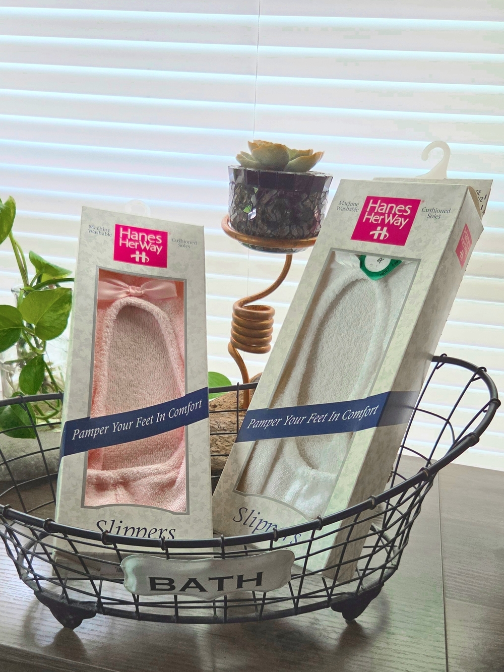 Vintage 1998 Hanes Her Way Terry House Slippers 2 Pairs White Pink XL